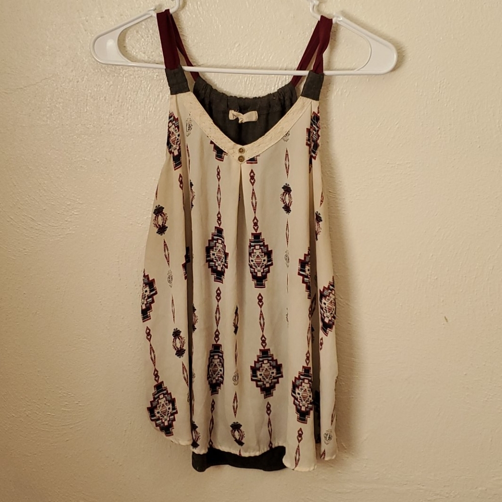 Patterned Tank